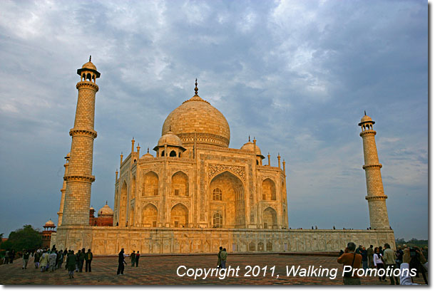 Gokyo Ri Trek, Taj Mahal, India
